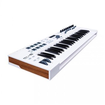 MIDI-клавиатура Arturia KeyLab Essential 49 - вид 1 миниатюра