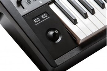 MIDI контроллер Kurzweil KM88 - вид 5 миниатюра